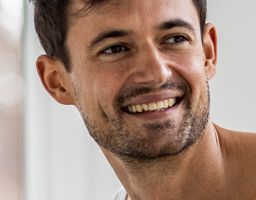 LUKAS BA.