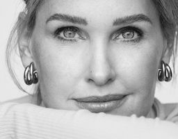 ANN KATHRIN BU.