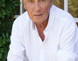 STEFFEN K.