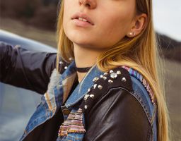 CORINNA SCHM