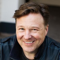ANDRÉ
