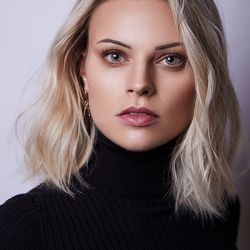 CHRISTINA WI.