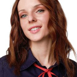 VIVIEN L.
