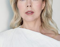 ANJA KÜ