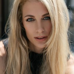MANON