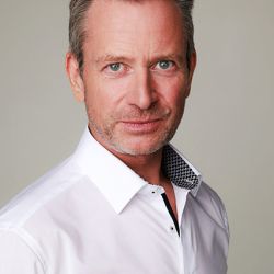 JAN B.
