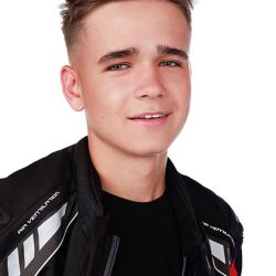 JANNIK B.
